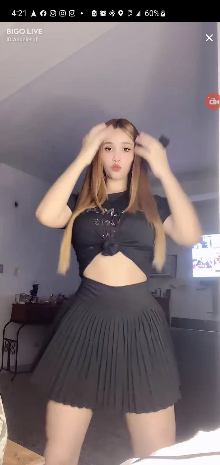 Live Screanshots Latinas image 43