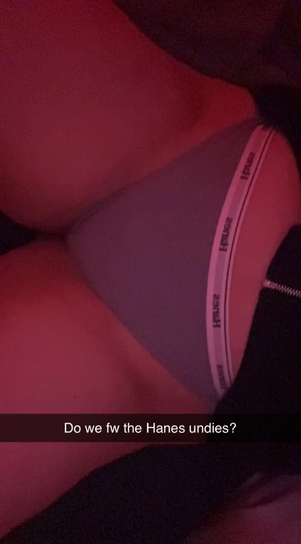Liz image 13