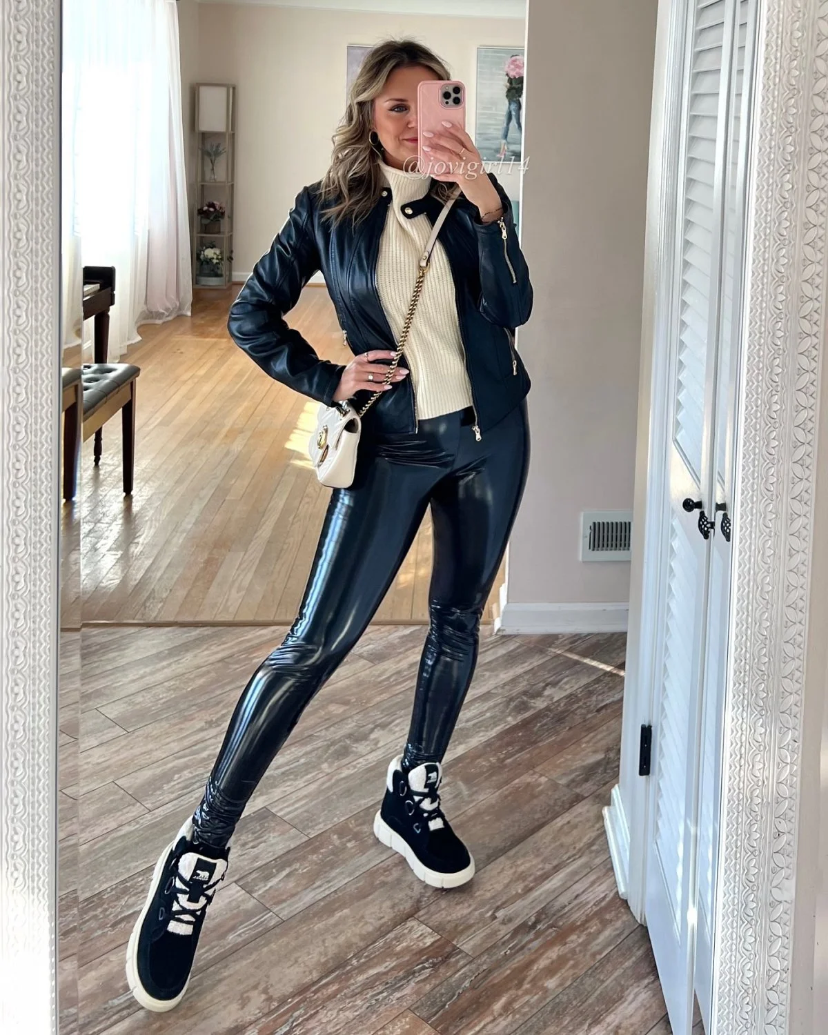 Milf in PVC image 46