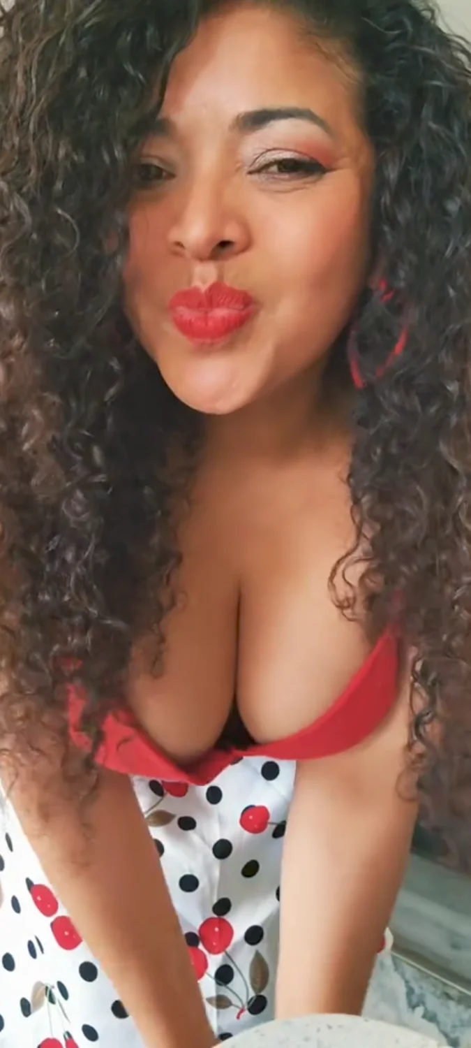 Milf Big boobs image 2