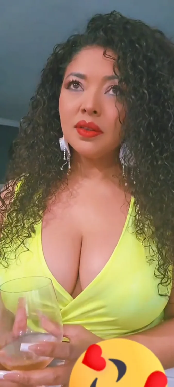 Milf Big boobs image 21