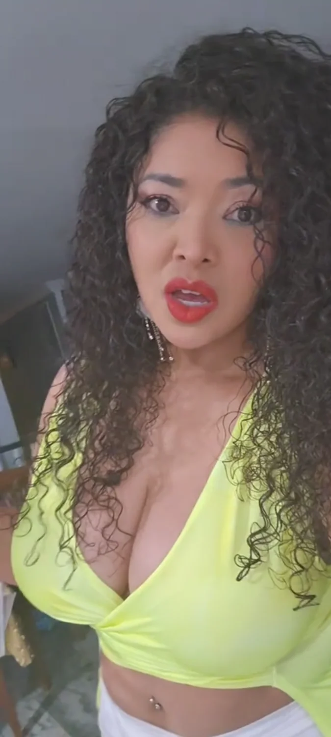 Milf Big boobs image 22