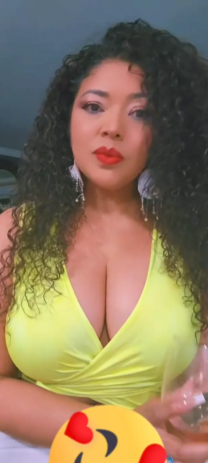 Milf Big boobs image 5
