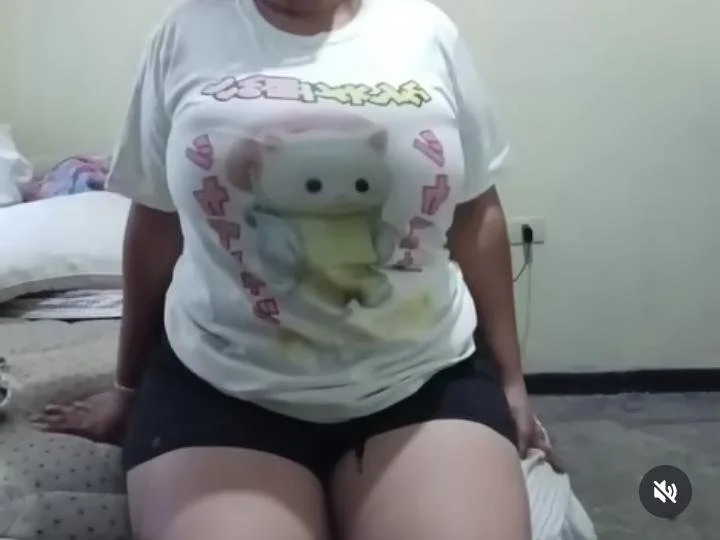 Putita mexicana de grandes tetas (parte 2) image 12