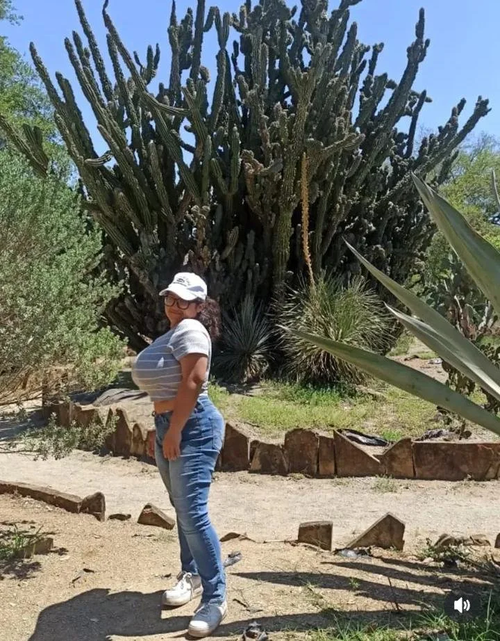 Putita mexicana de grandes tetas (parte 2) image 2