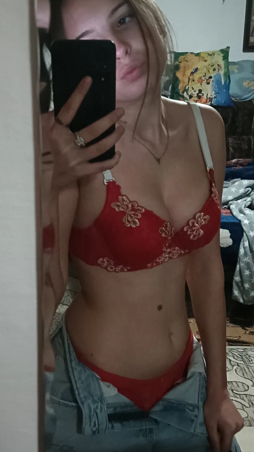 Snapchat slut main image
