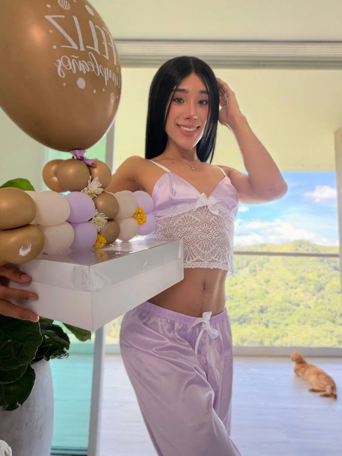 KIM REINA TRANS image 37