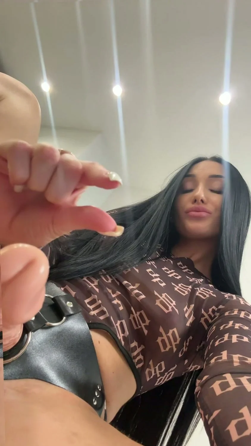 🔞 nasty round ass pussy pussy eating horny nude slut 🫦💦 My OF main image