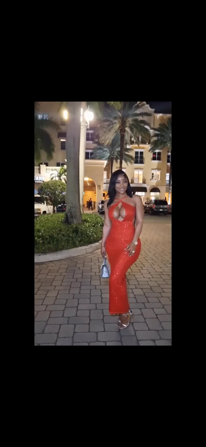 🥵 Hot ebony in sexy red dress 👗 image 7