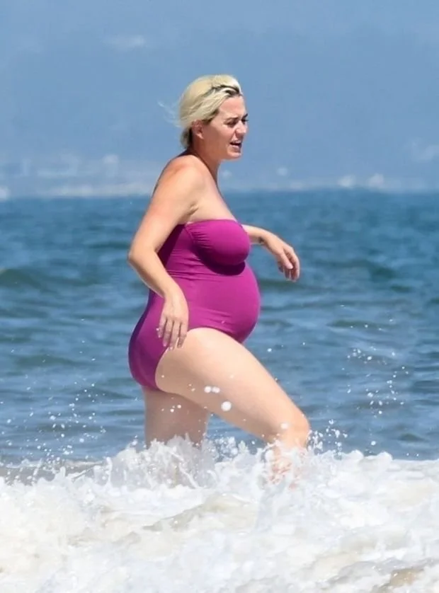 Pregnant image 25