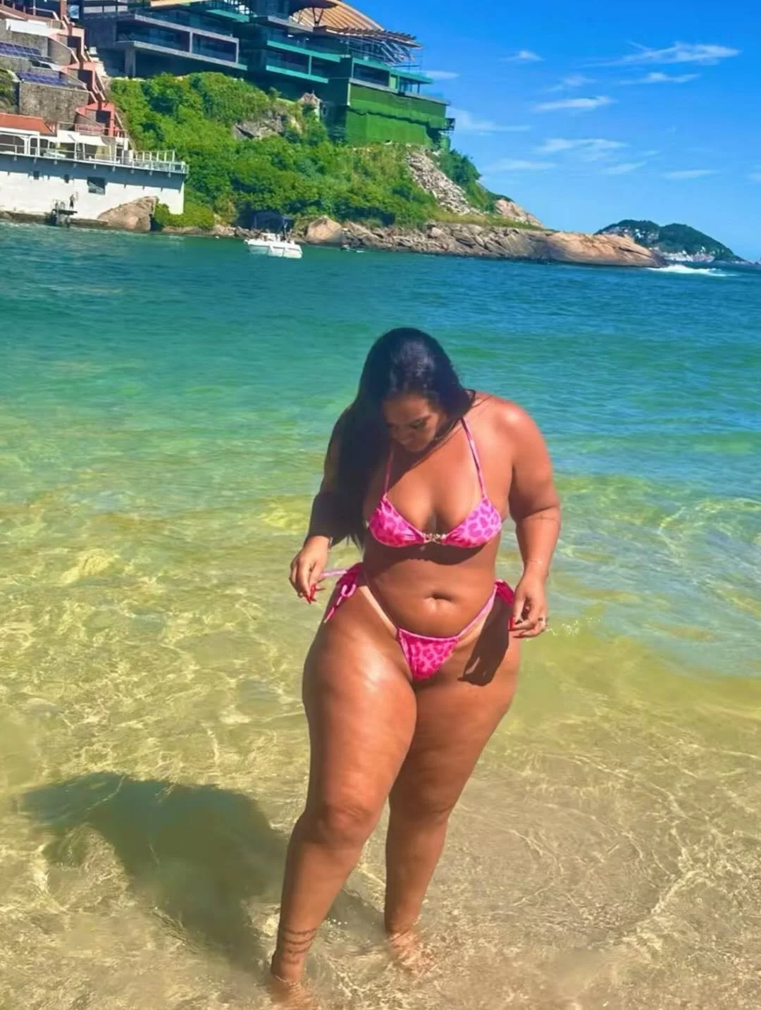 Daiana Alves image 17