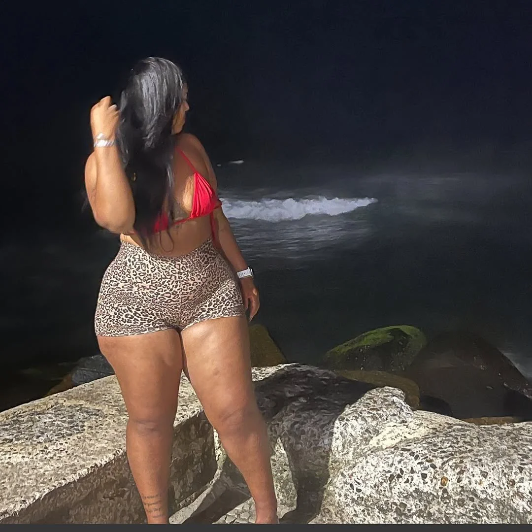 Daiana Alves image 3