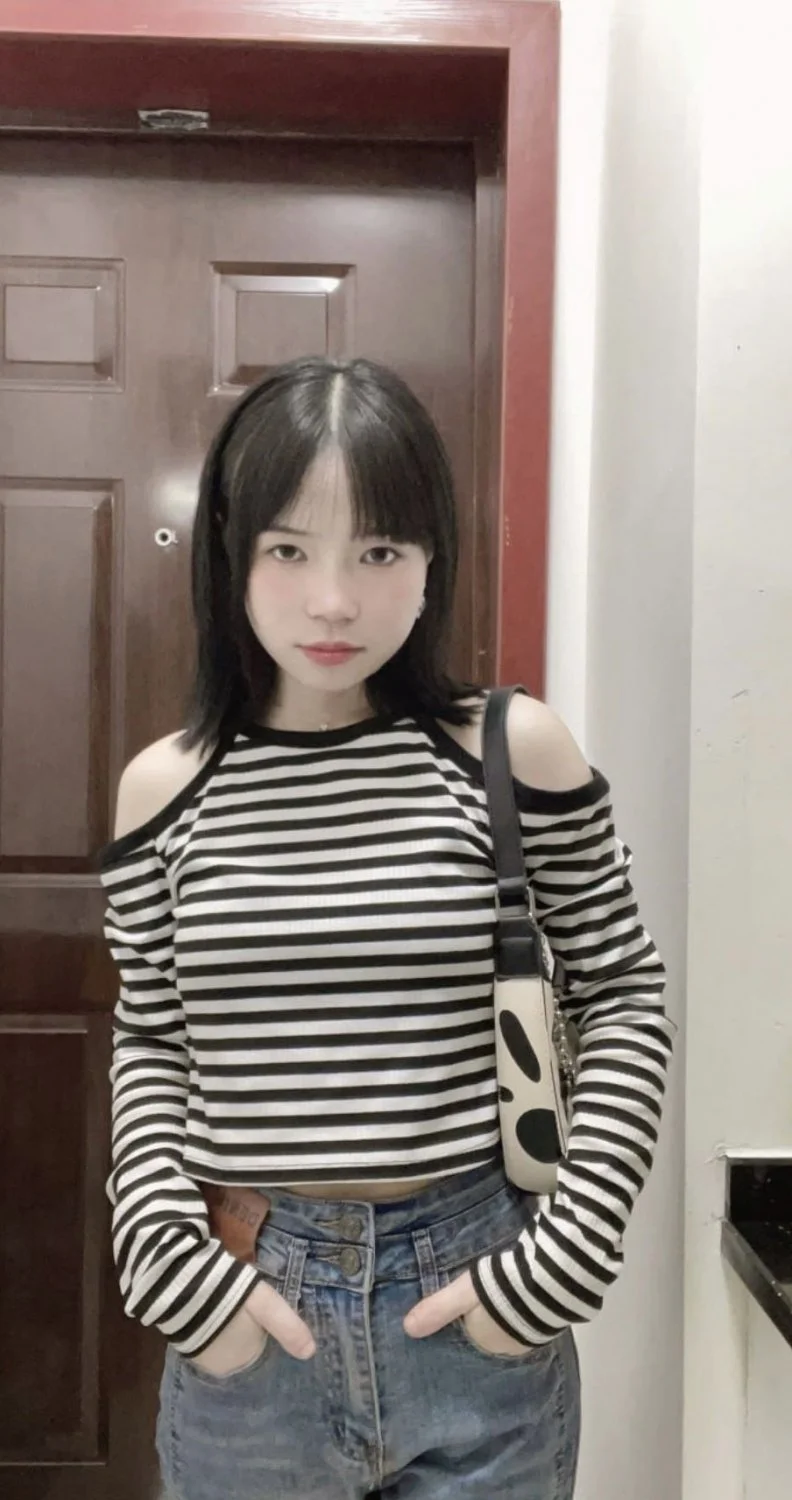 Asian cute girl main image
