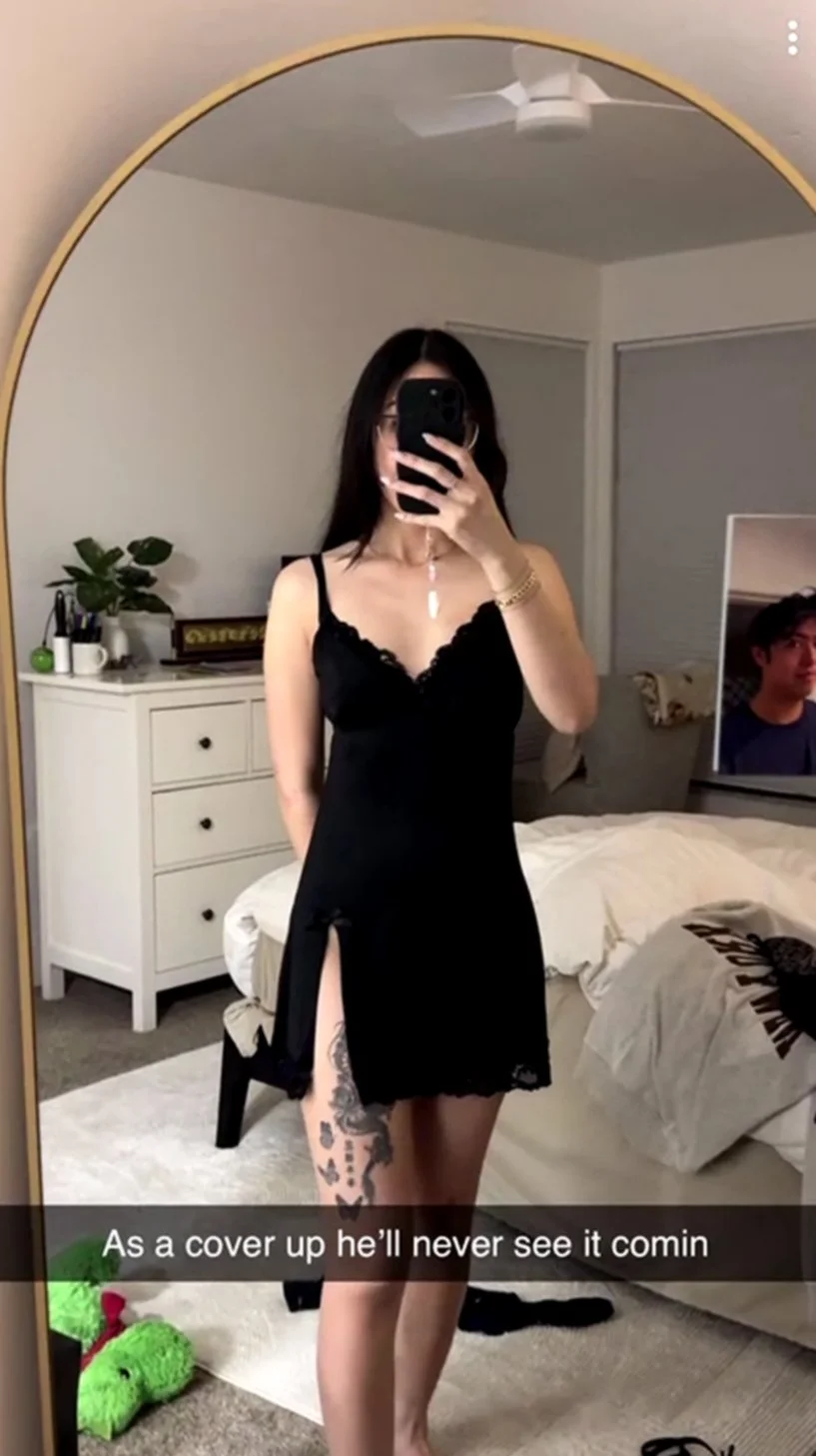 Orlando slut dresses up image 3