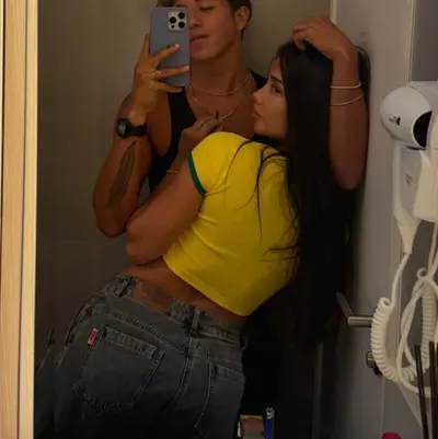 Vazou casal novinho comemorando vitoria do brasil! putinha cavalona vazada no amador novinha cavala cover image