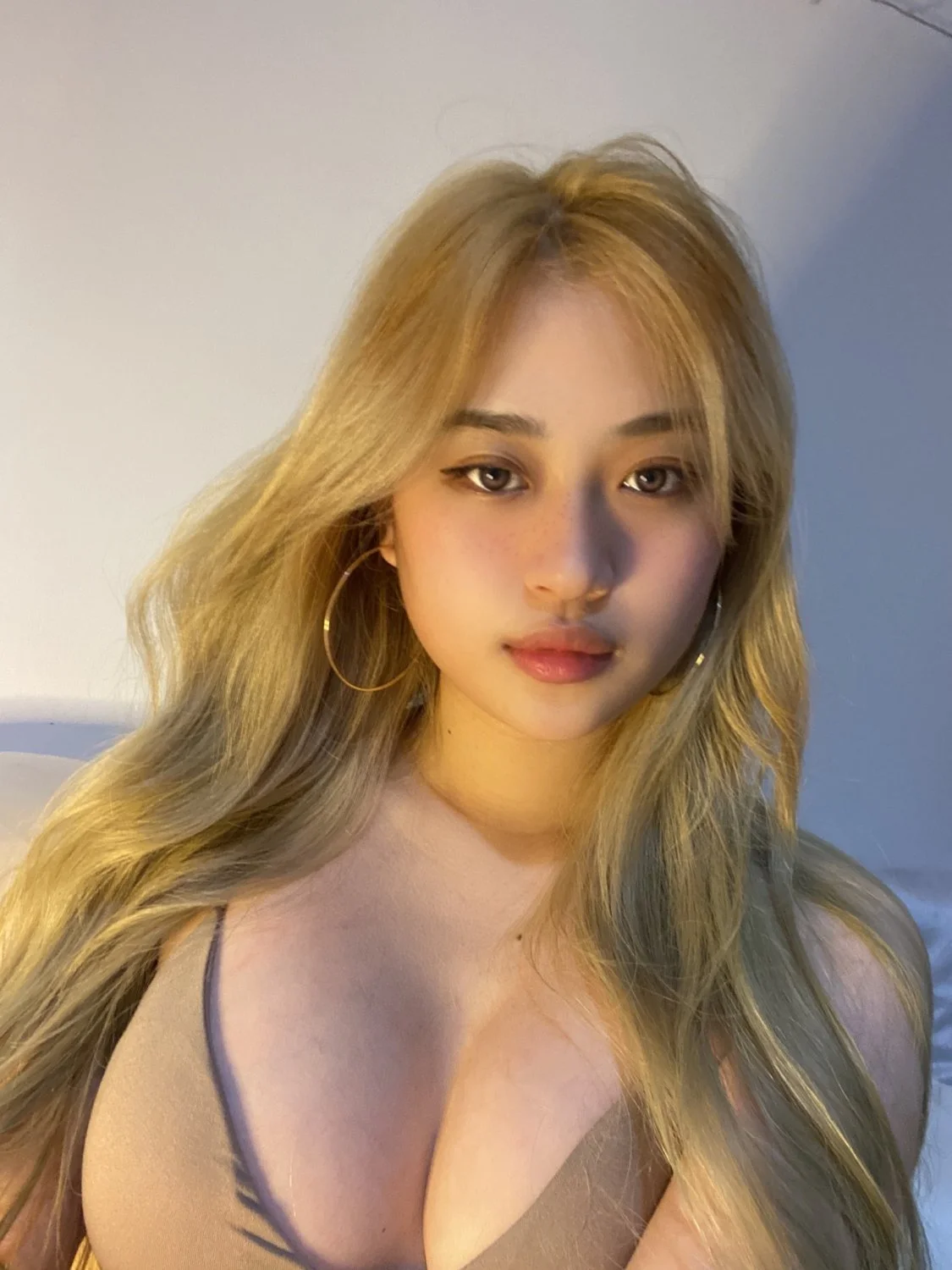 gorgeous reddit asian playing with herself image 4