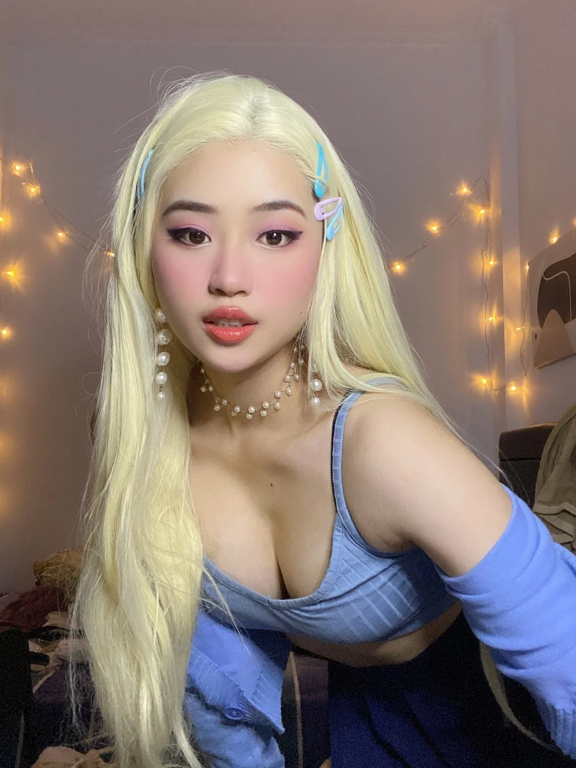 gorgeous reddit asian playing with herself image 5