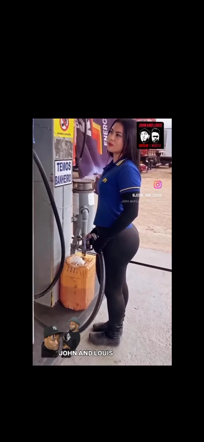 🥵 Sexy hot brunette at gas station ⛽️🔥 image 3