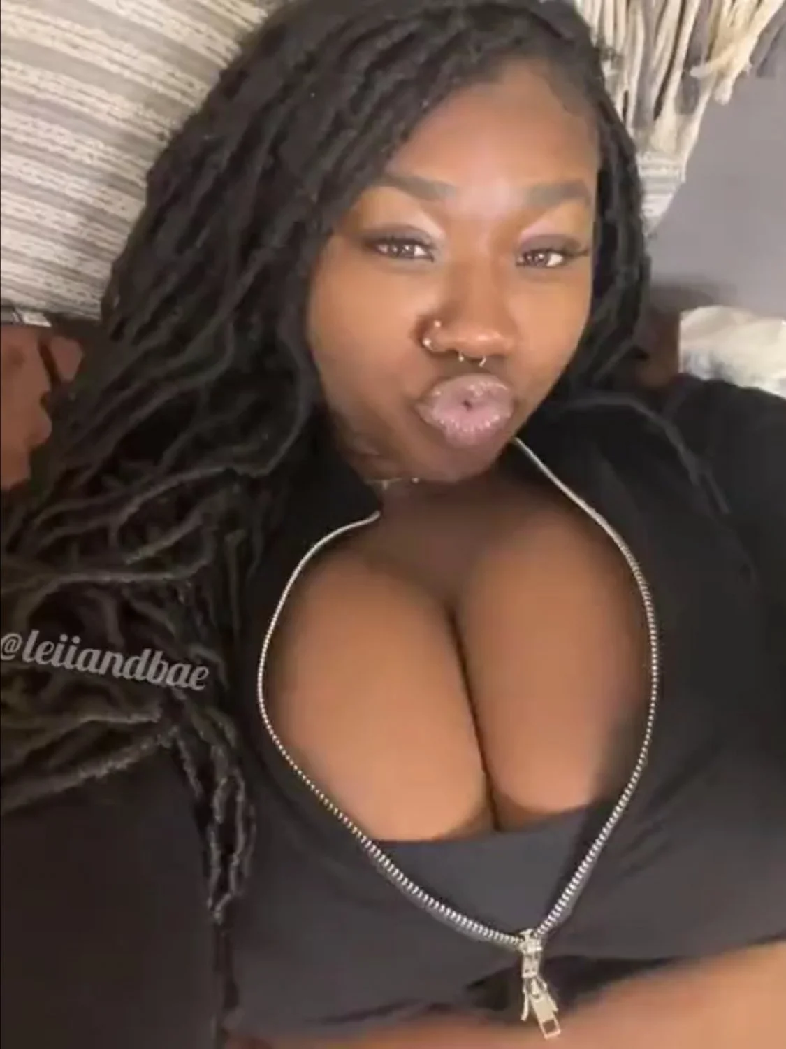 Big Body Ebony Sloppy Mouf image 2