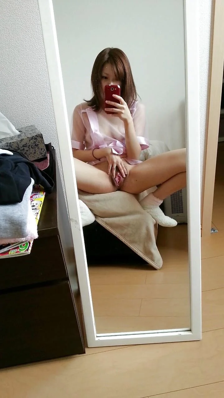 若妻加奈子ちゃん♫ image 32