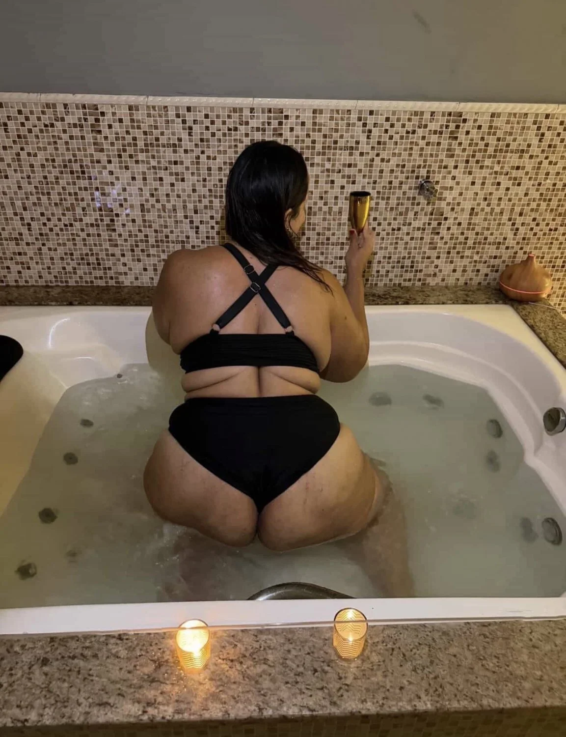 Bbw Big ass fat rabuda cavala image 3