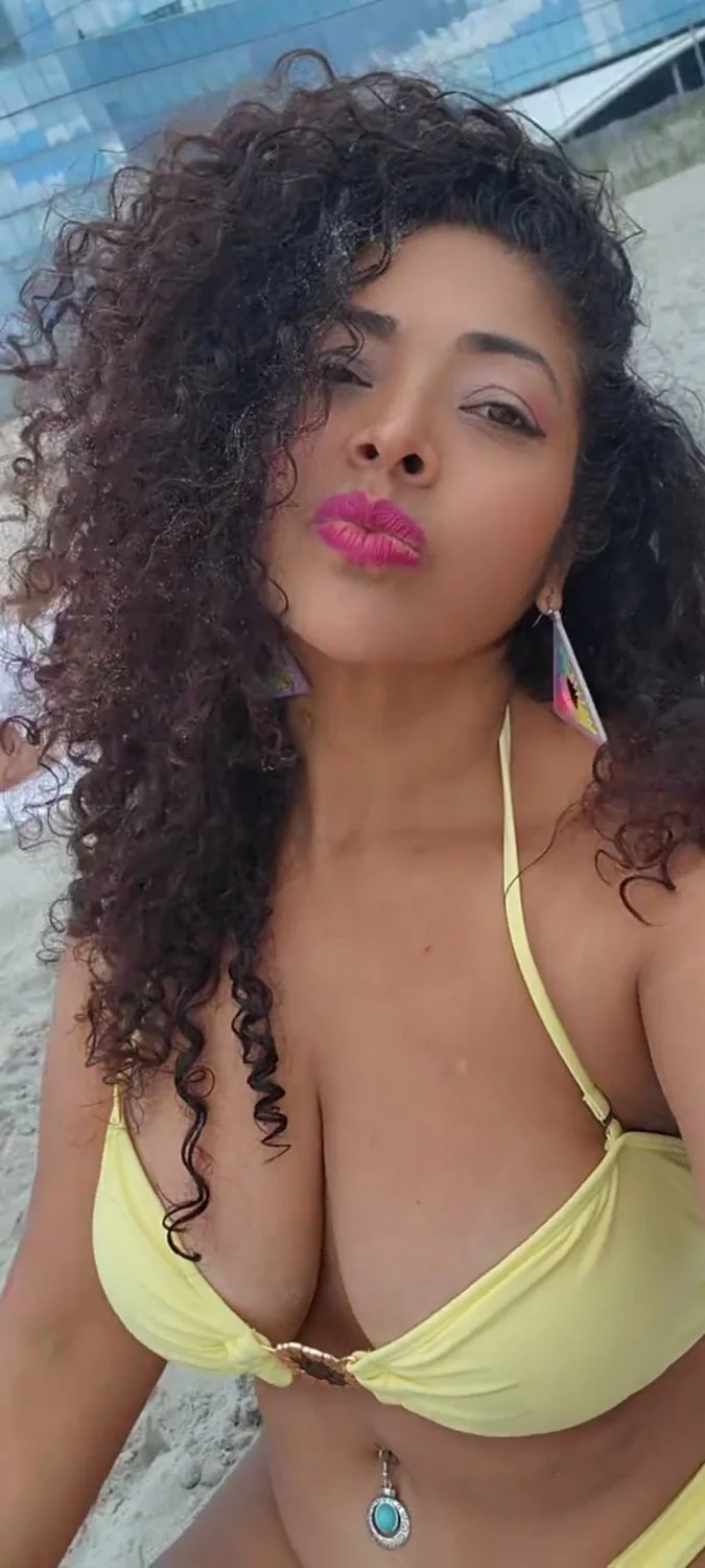 Milf juicy boobs image 9
