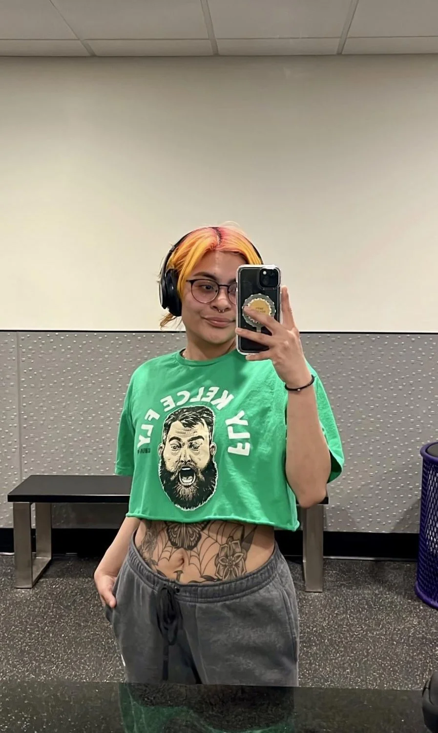 Petite Latina from Chicago exposed main image