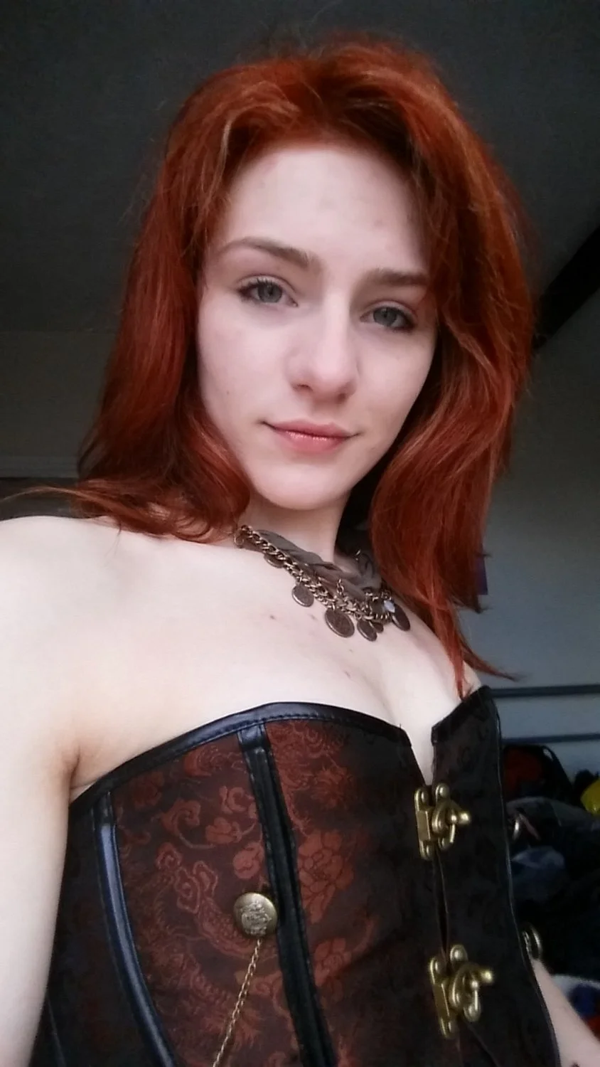 Adventurous look girls selfies image 2