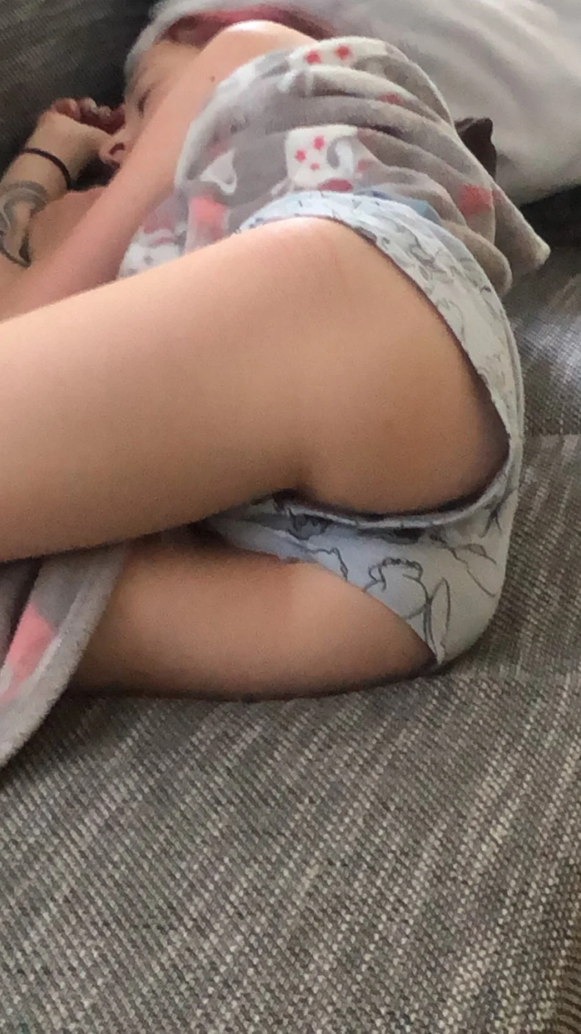 20yr old GF for Public Use image 23