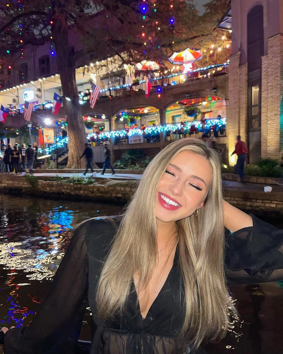 Sexy blonde college teen Alyssa image 2