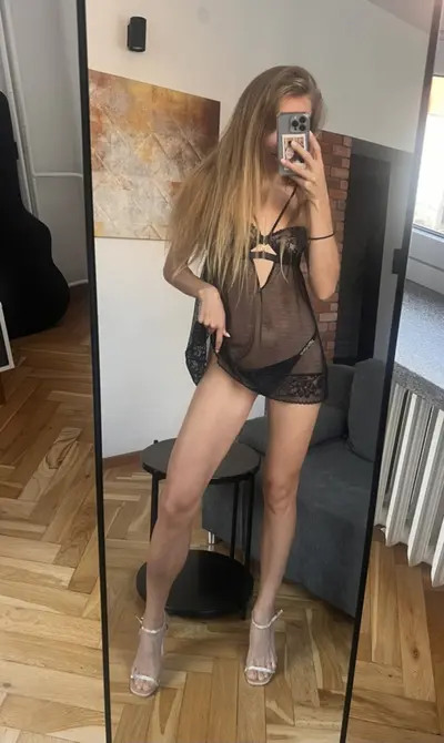 29yo gf risked cover image