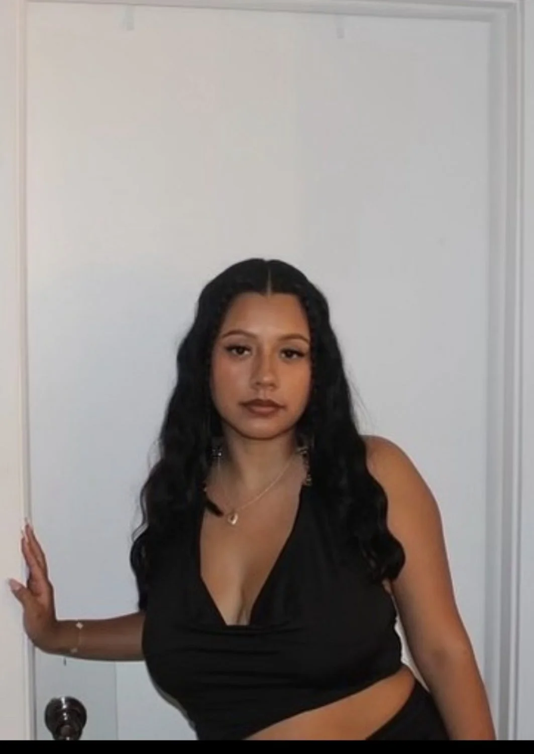 Big titty Latina image 14