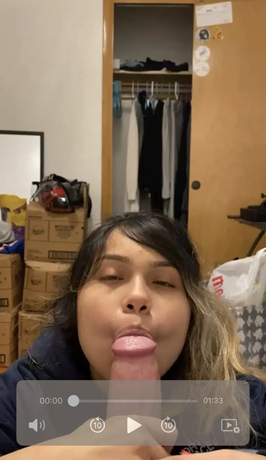 Chicago hotel manager Dm For Nudes image 2