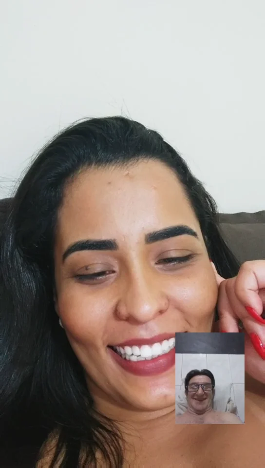 Coroa Rabuda Fez a Alegria do Tiozin Mostrando a Raba Carnuda image 3