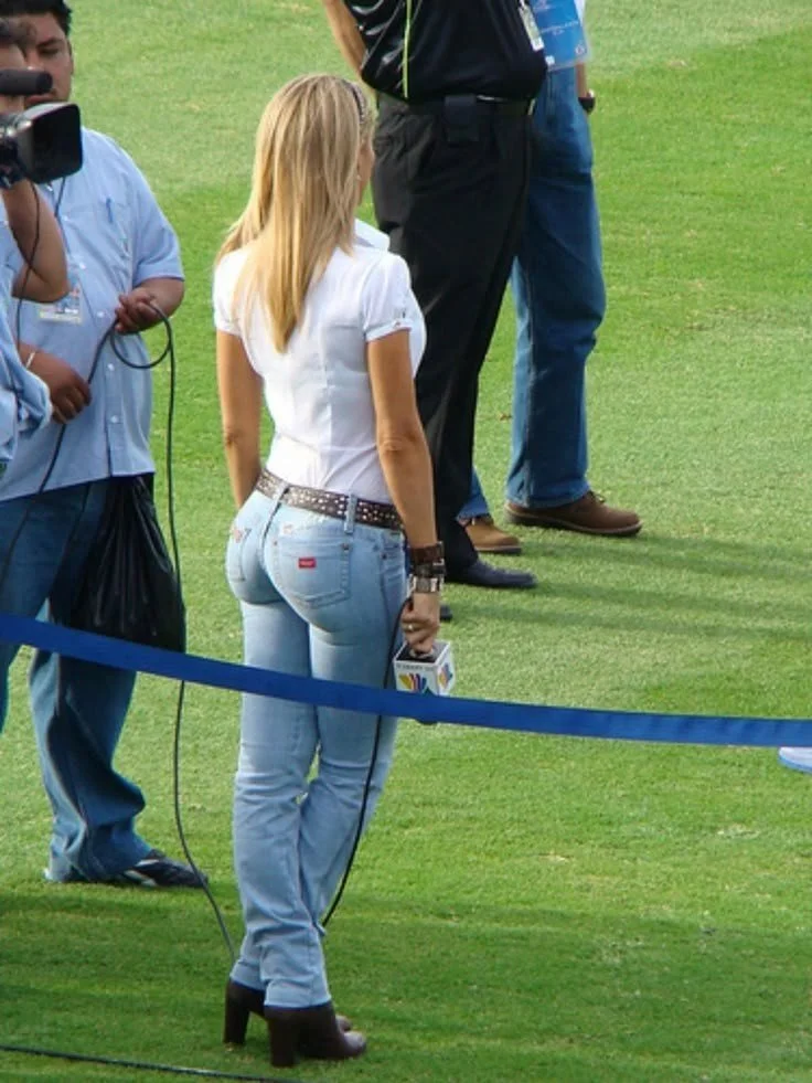 Sexy ass in jeans image 8