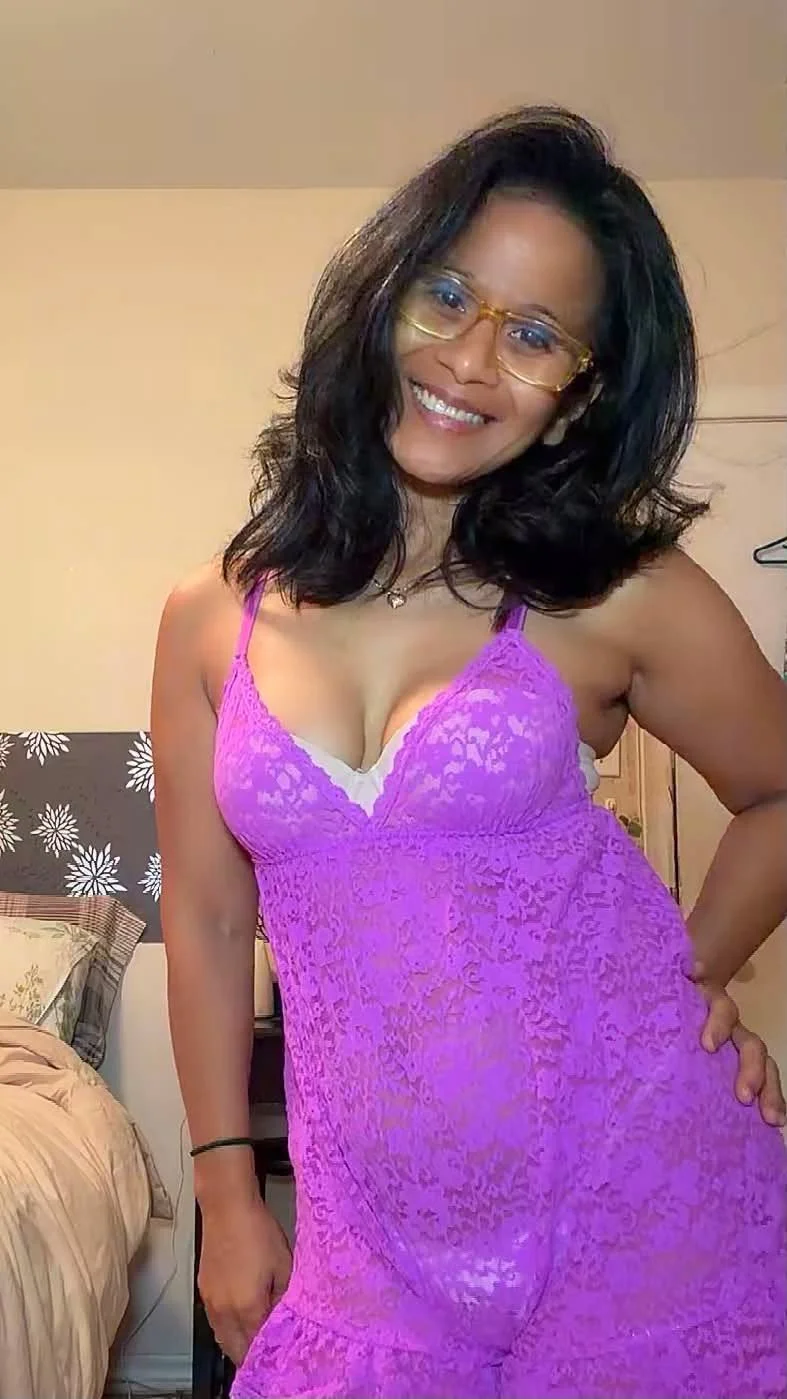 MILF CARMELA image 49