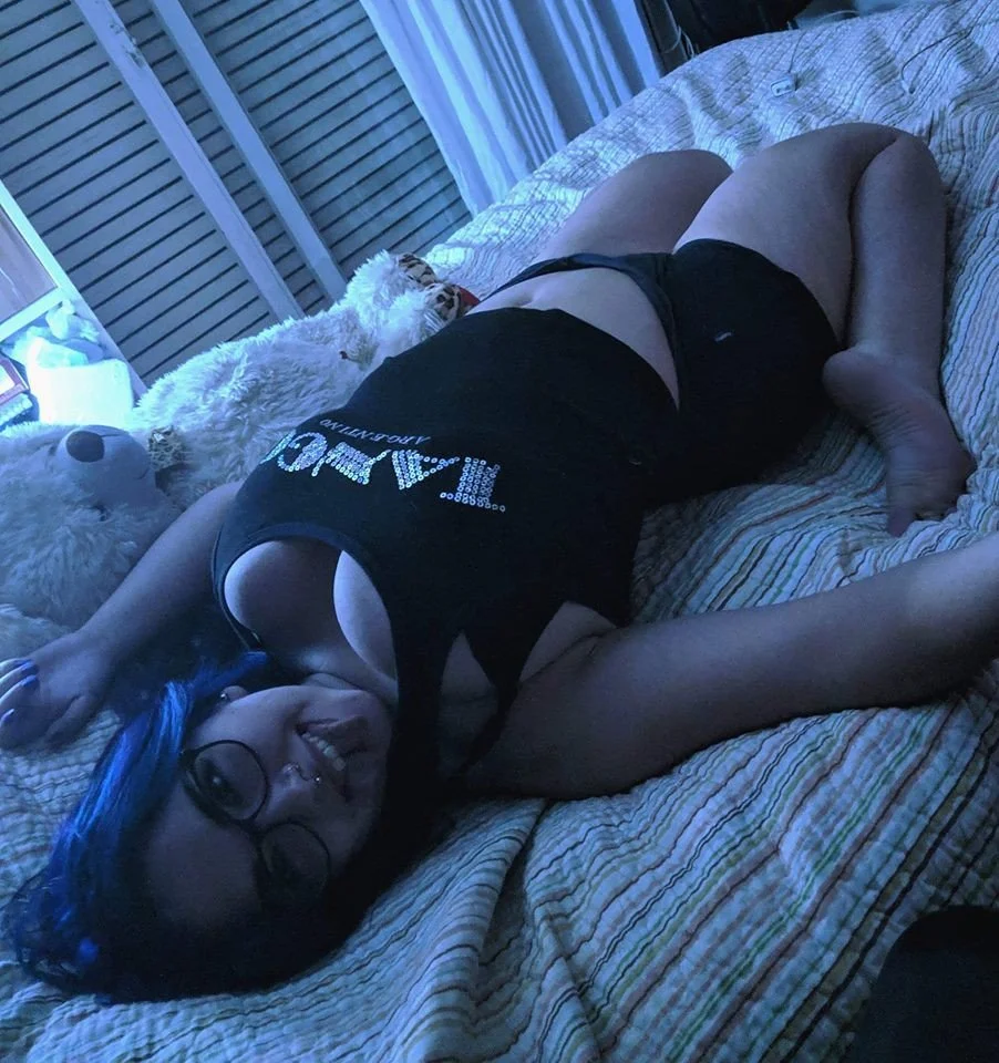 Nunca subestimes el poder de unas buenas tetas (Flor ch@løm) un espectáculo la tetona image 3