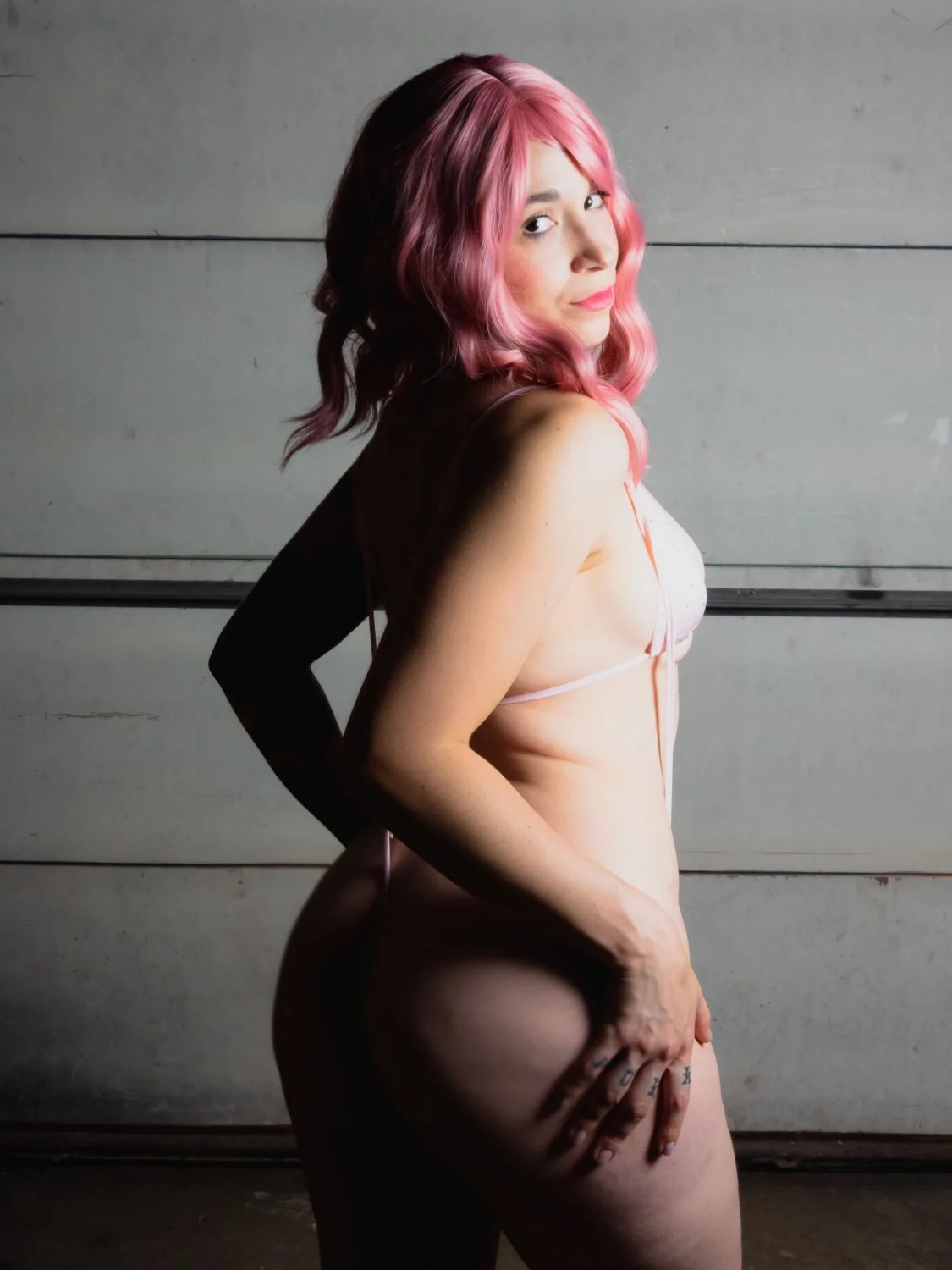 sunfyretv pink sling image 11