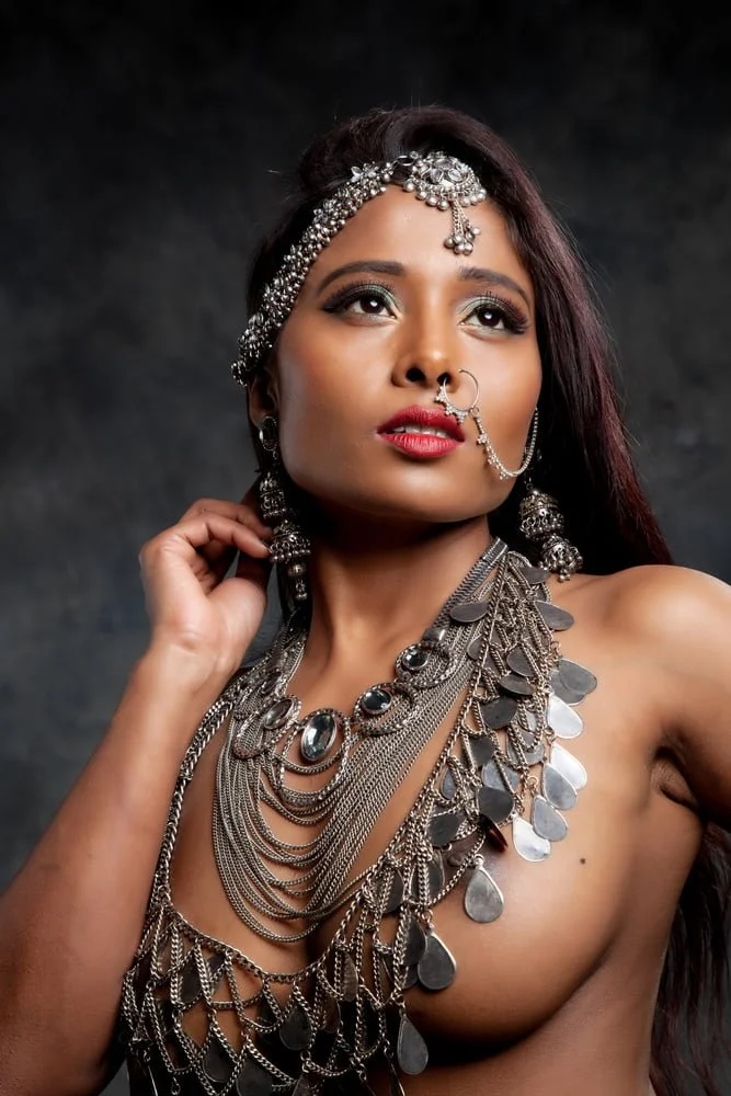 Indian girl become a nude model part 1 image 28