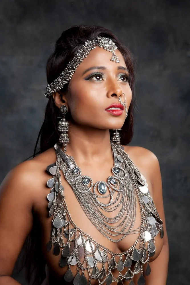 Indian girl become a nude model part 1 image 36