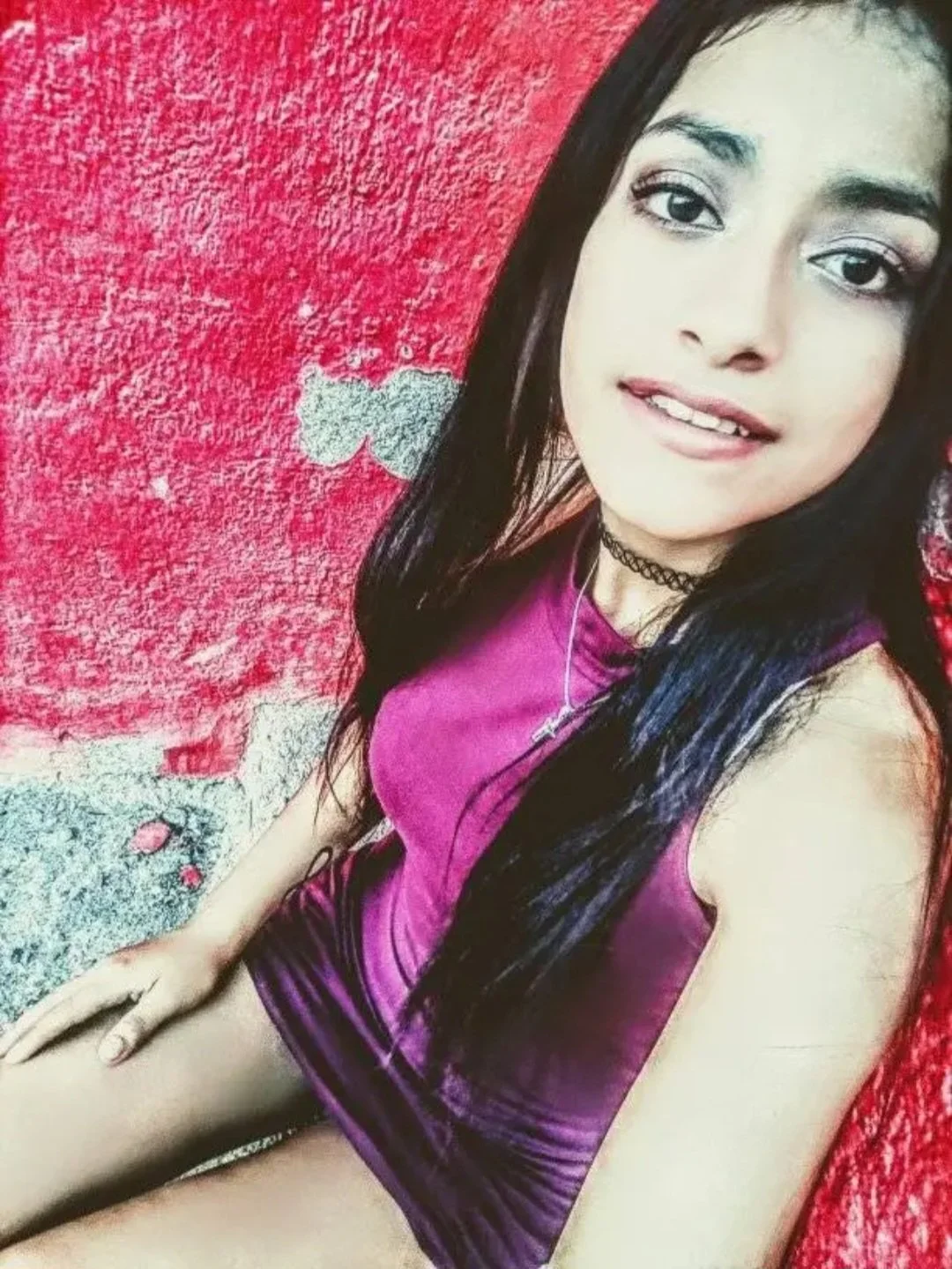 Amiga chaparrita y nalgona image 4
