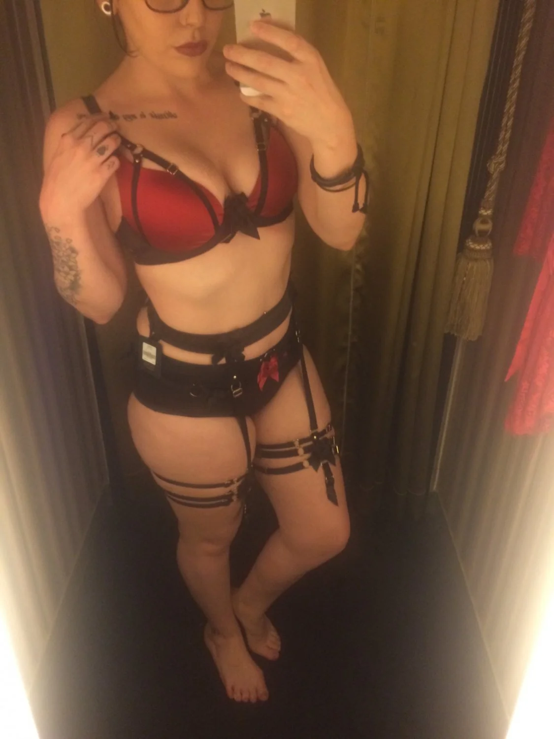 Aussie wife Brooke for all to enjoy image 28
