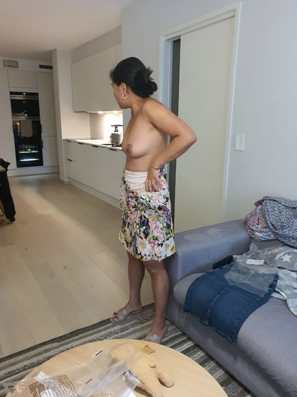 Apple the sexy Slut Wife image 10
