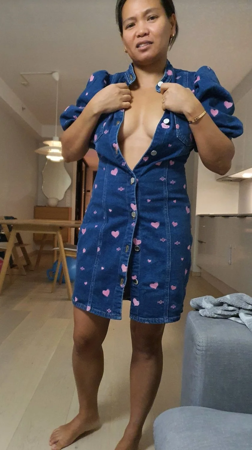 Apple the sexy Slut Wife image 3