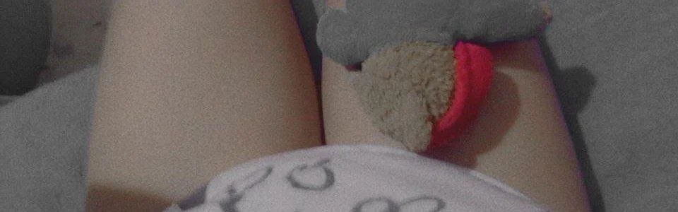 Novinha safada teve os nudes vazados pelo amigo! novinha, vazou, vazados, vazada, amador main image