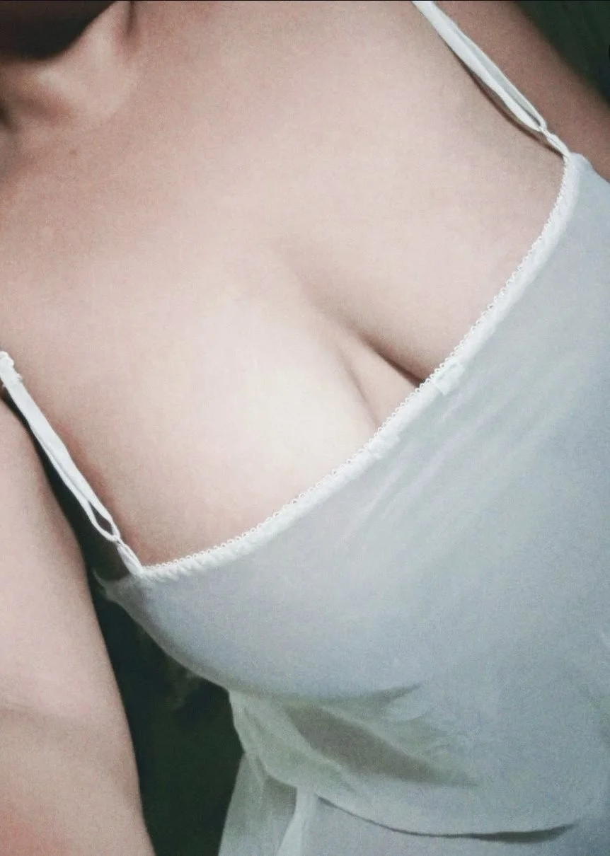 Chubby Asian Wife Alys image 15