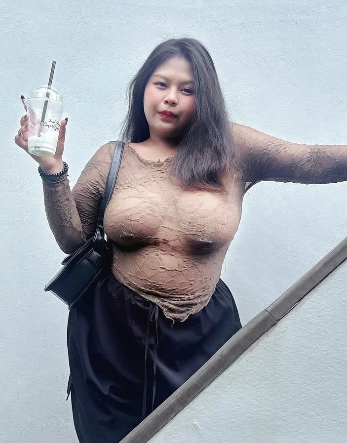 Chubby Asian Wife Alys image 17