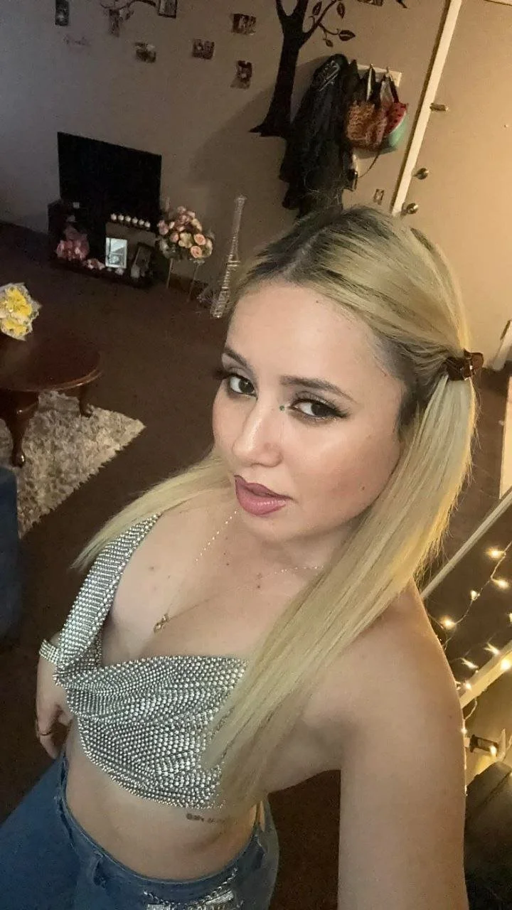 Me mandan esta puta a mi coleccion denle amor a melina image 7