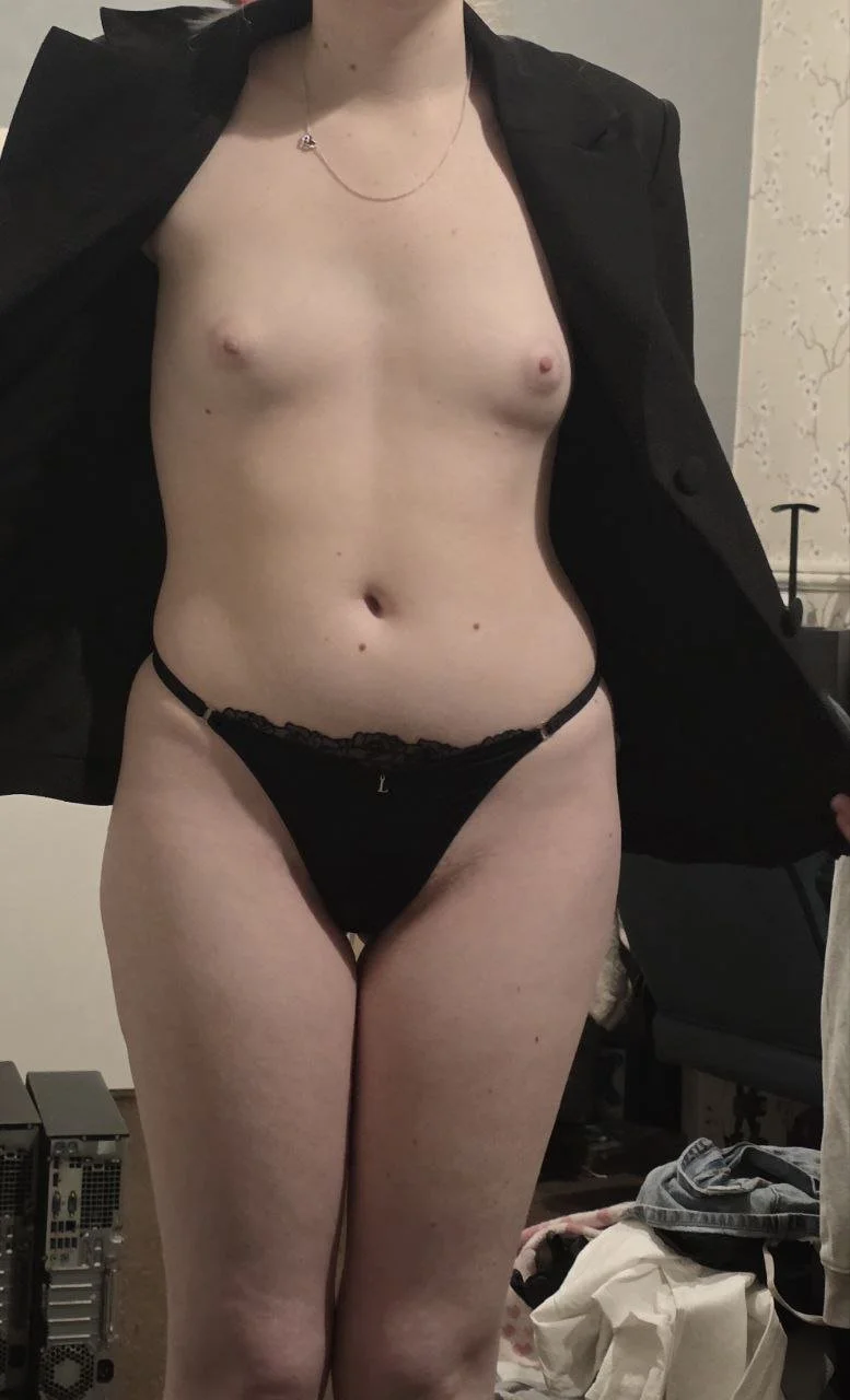Uni Slut Lucy Pt2 image 12