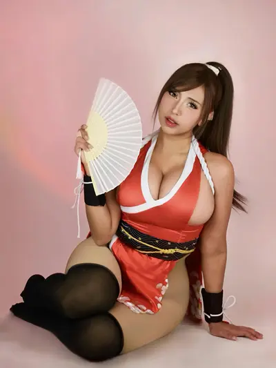 shiranui mai cosplayer fake porn"She loses the battle" cover image